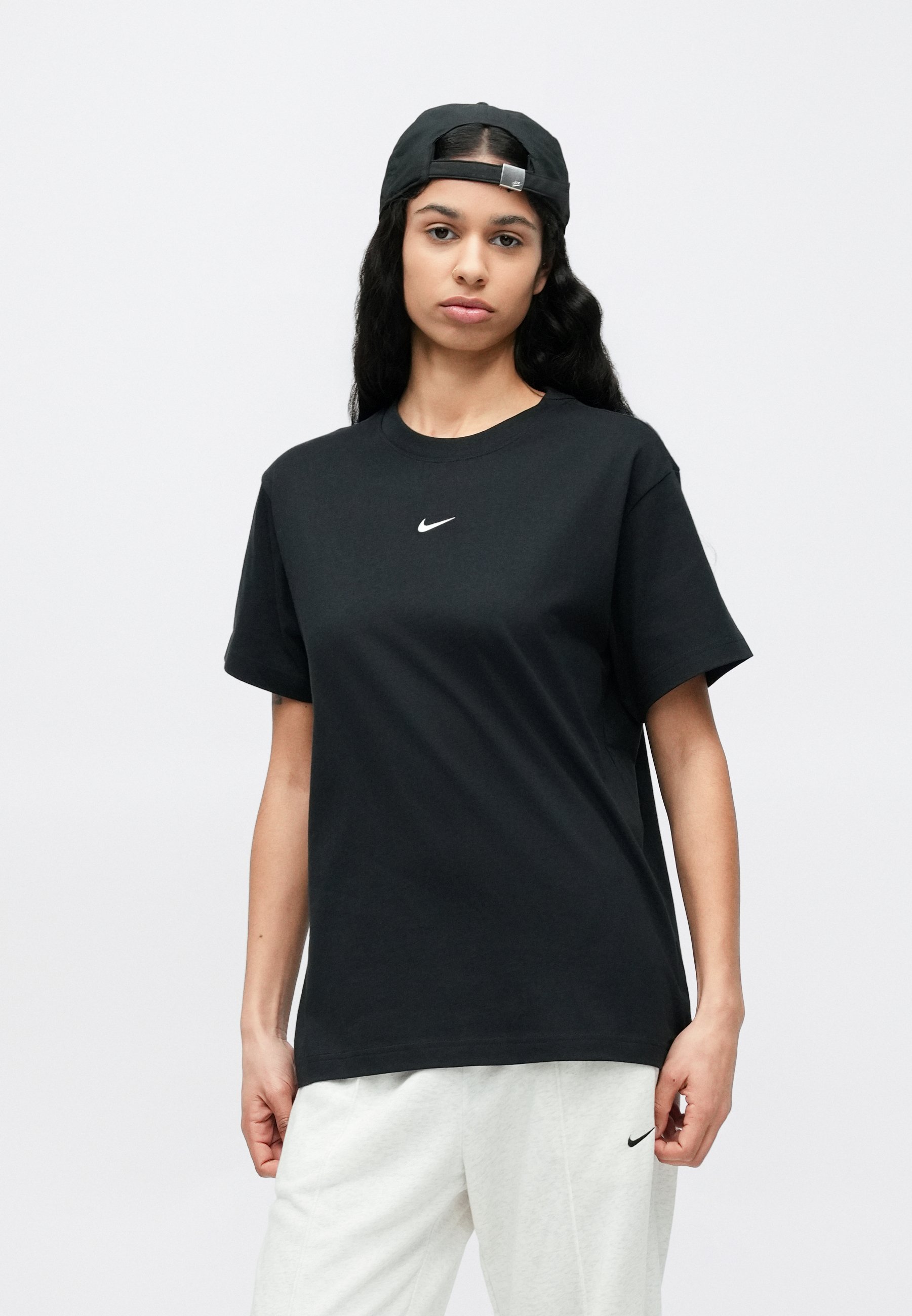 nike classic t shirt