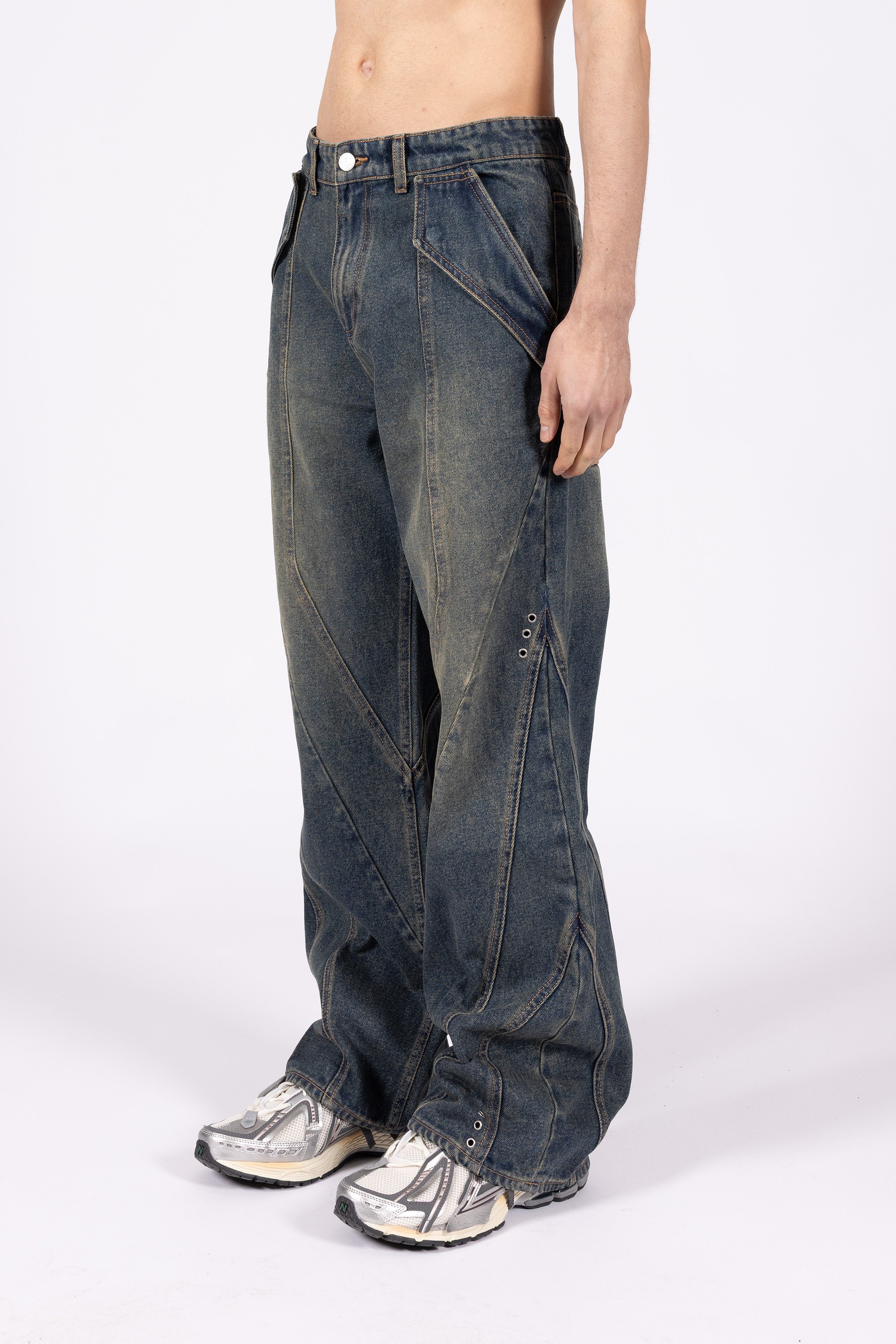 新品S／LEVI'S Toy Story Western Flare Jean Levi's® X Toy Story Western Flare Jeans - Medium Wash | Levi's® US