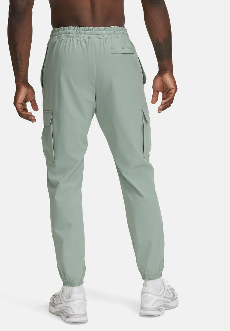 Under Armour VIBE CARGO PANTS Trousers silica green/green