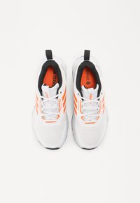 Adidas Terrex TRACEFINDER 2 - Fjellsko - grey/orange