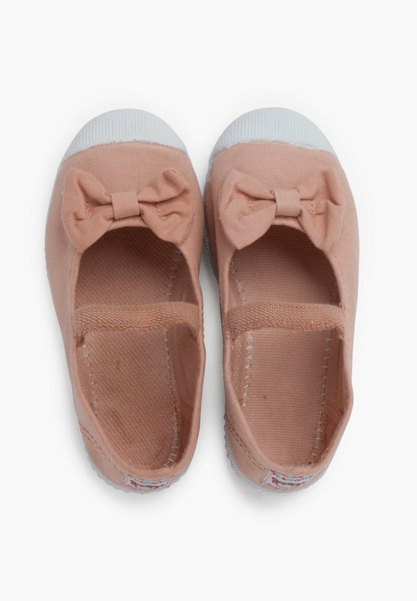 Lauflernschuh – maquillaje