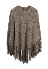 Poncho lavorato a maglia in una miscela di marroni e grigi, con scollo rotondo e orlo sfrangiato che aggiunge texture e profondità.