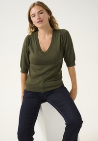 Culture CUPINNIE ANNEMARIE  VNECK - Neule - olive night melange