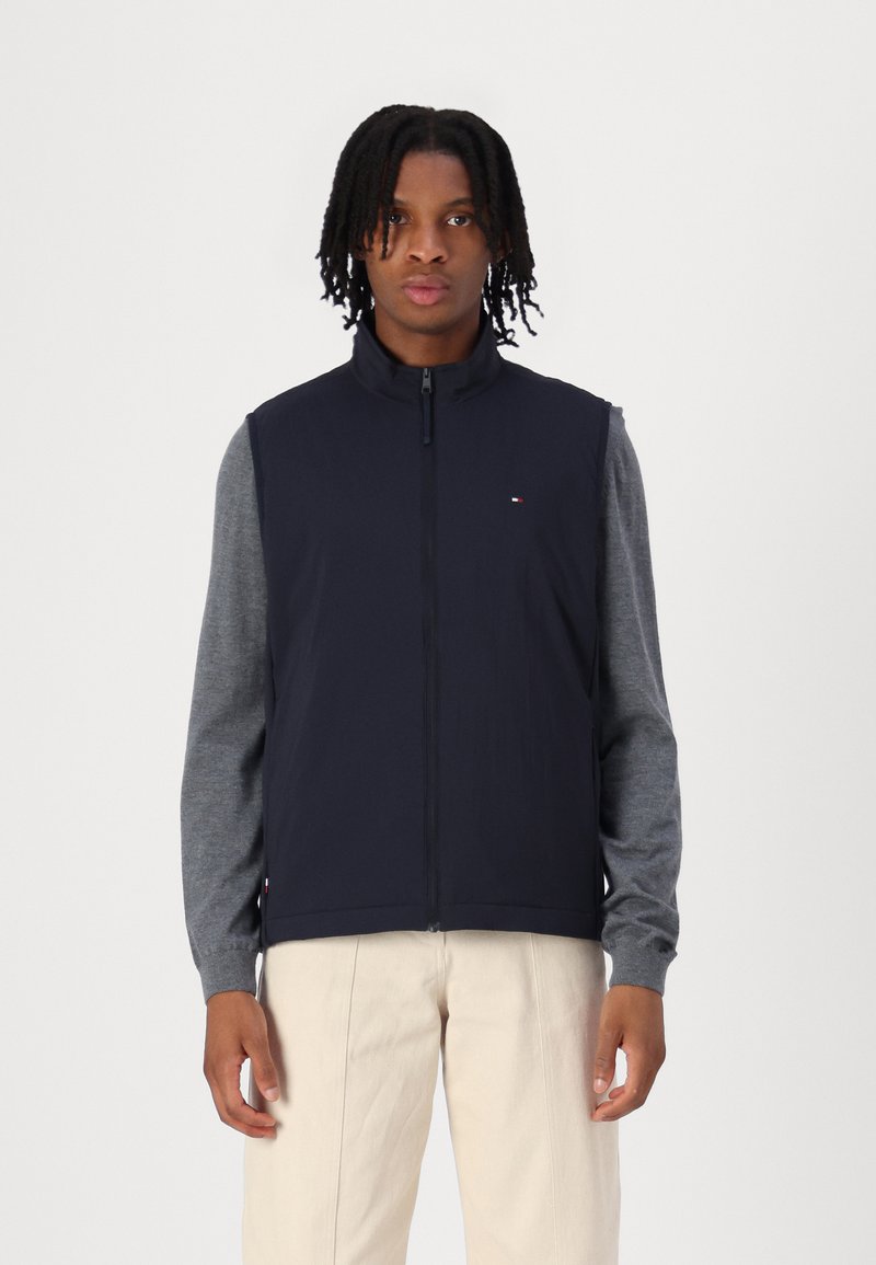 Tommy Hilfiger - PACKABLE - Chaleco - desert sky, Ampliar