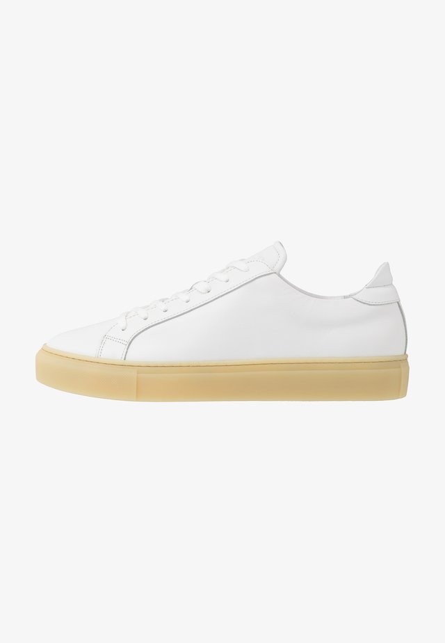 TYPE - Baskets basses - white