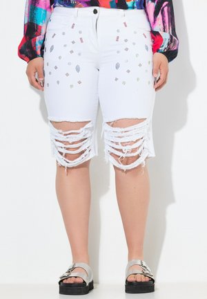 BERMUDA BERRY GERADE PASSFORM GLITZERSTEINCHEN - Shorts di jeans - snow white