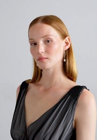 Marchesa THREADER - Boucles d'oreilles - gold-coloured/white