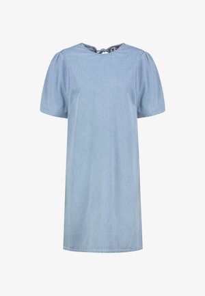Hellblaues Kurzarmkleid mit dezenten weißen vertikalen Streifen, rundem Ausschnitt und Bindverschluss hinten.