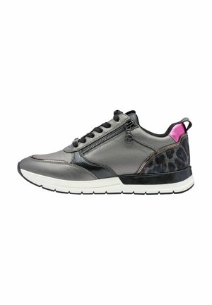Sneaker grigio testurizzato con accenti neri, tallone rosa e dettagli in stampa leopardata. Presenta un design con lacci e una zip per una vestibilità sicura.