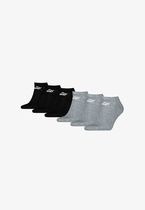Sechsteiliges Set mit no-show Socken in Schwarz und Grau. Besteht aus weichem, elastischem Strickmaterial mit gerippten Bündchen und einem Logo-Akzent.