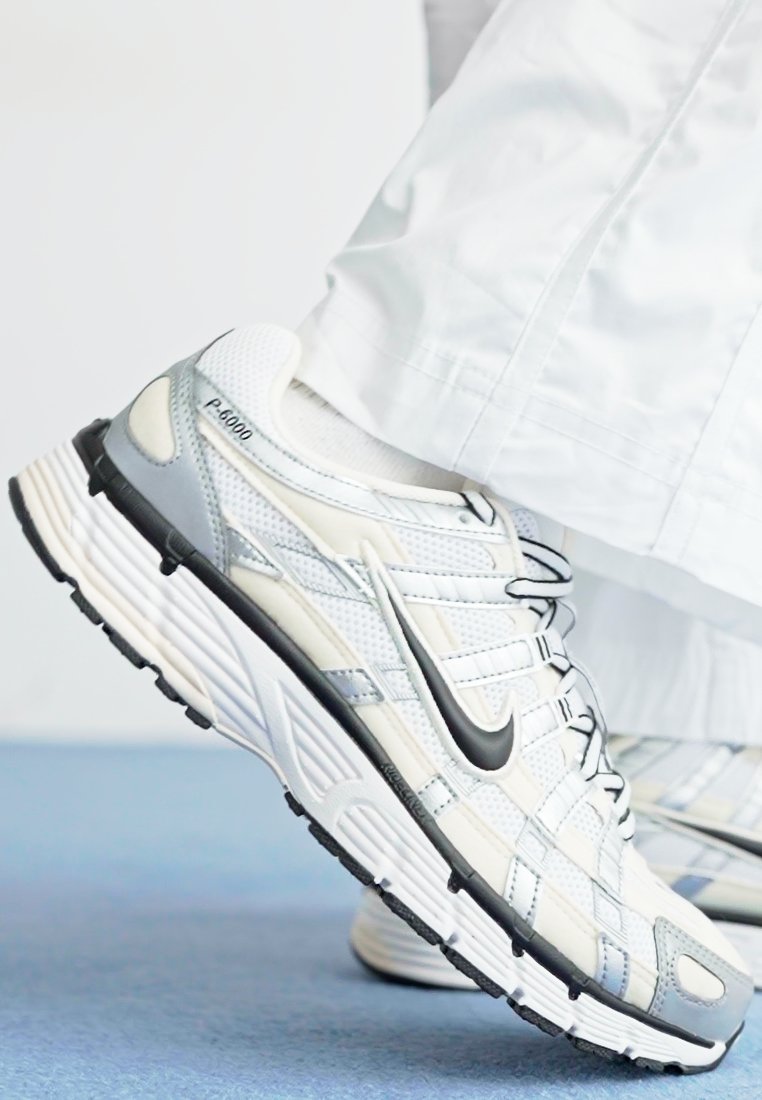 Nike Sportswear P-6000 - Trainers - coconut milk/black