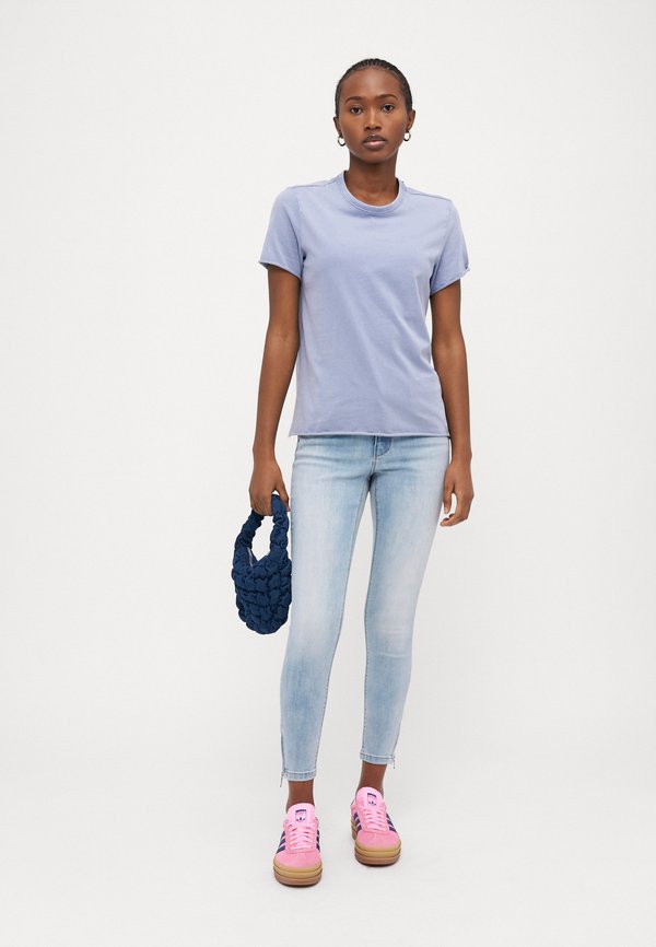 ONLLUCY LIFE O NECK  - Basic T-shirt - tempest2