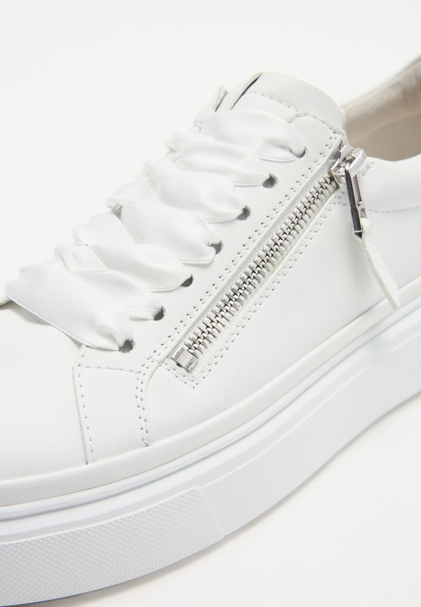 DIVE - Trainers - bianco3