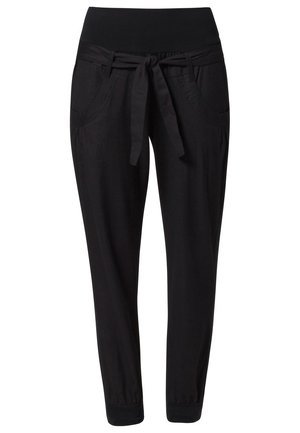 Pantalon noir taille haute avec une ceinture en tissu nouée à l'avant, poches latérales et chevilles retroussées.