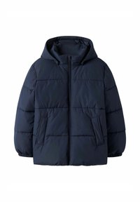 Veste rembourrée bleu marine avec capuche, dotée d'une fermeture éclair à l'avant, de poignets élastiques et de deux poches latérales. Design matelassé horizontal et texture lisse.