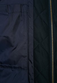 Barbour LUTZ - Jas - navy