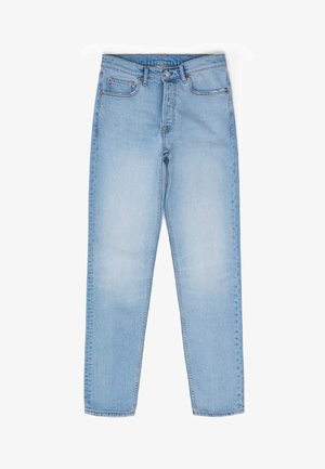 Helle blaue Denim-Jeans, gerade geschnitten, mit fünf Taschen, Metallschließe und dezentem Verblassen des Stoffes. Standard-Taillenhöhe.