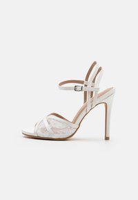 Sandaler med høye hæler - white