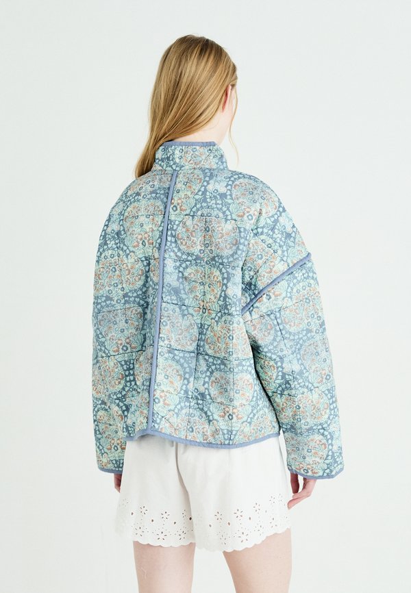 Light jacket - husky4