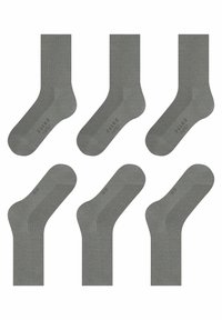 Grå bomuldsstrømper i en pakke med seks. Hver har forstærket hæl og tå, med en glat tekstur og ribbet rib design.