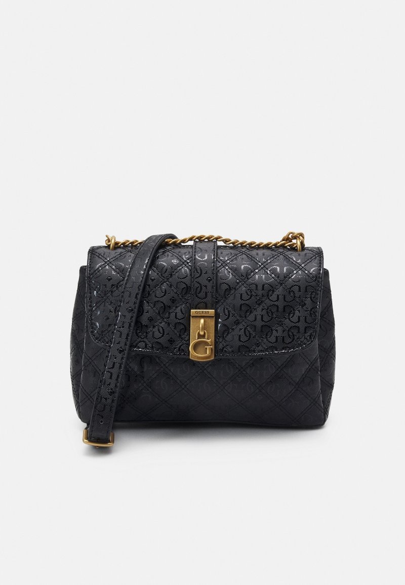 Sac bandoulière en cuir noir matelassé avec une bandoulière chaîne dorée, fermeture à rabat avant avec un charm doré en forme de "G" et un motif monogramme subtil.