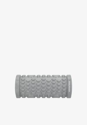 Grijze schuimroller met een gestructureerd oppervlak dat is voorzien van verhogingen in de vorm van stippen, cilindervormig, en eindkappen gemarkeerd met "ENDURANCE."