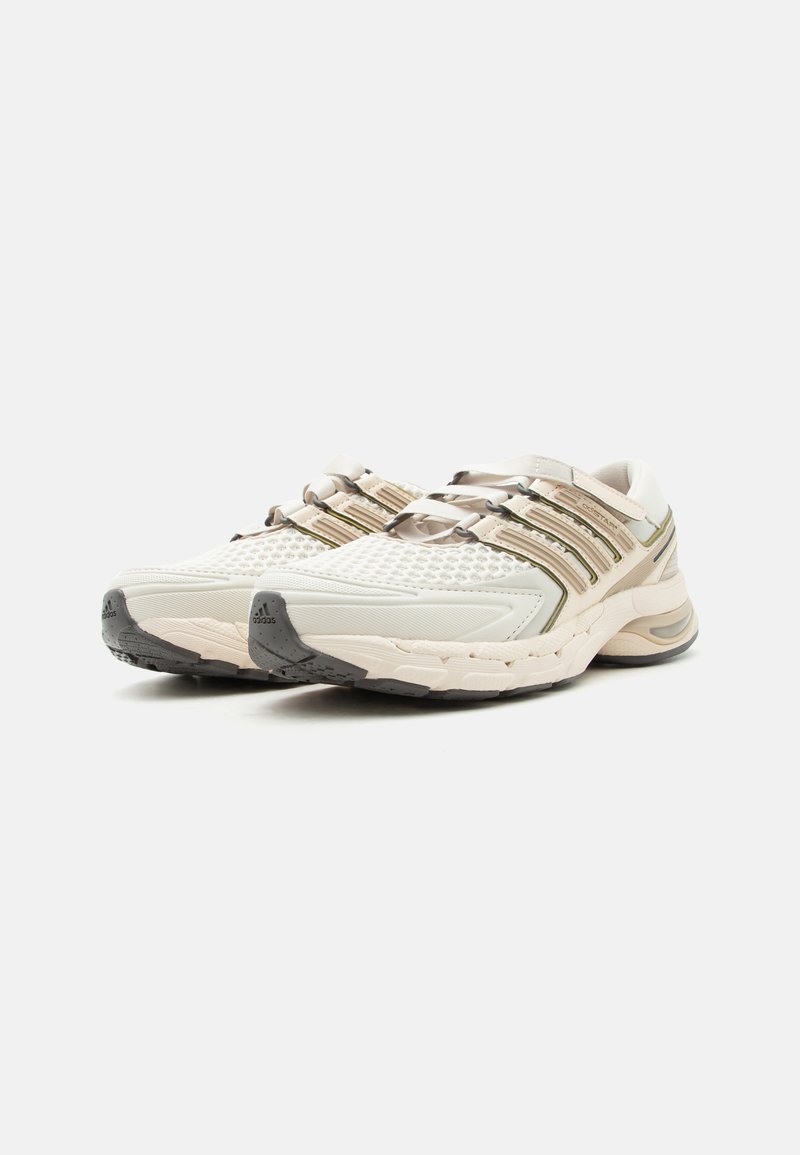 adidas Originals ADISTAR CONTROL 5 - Trainers - white/beige/alumina/ off-white - Zalando.co.uk