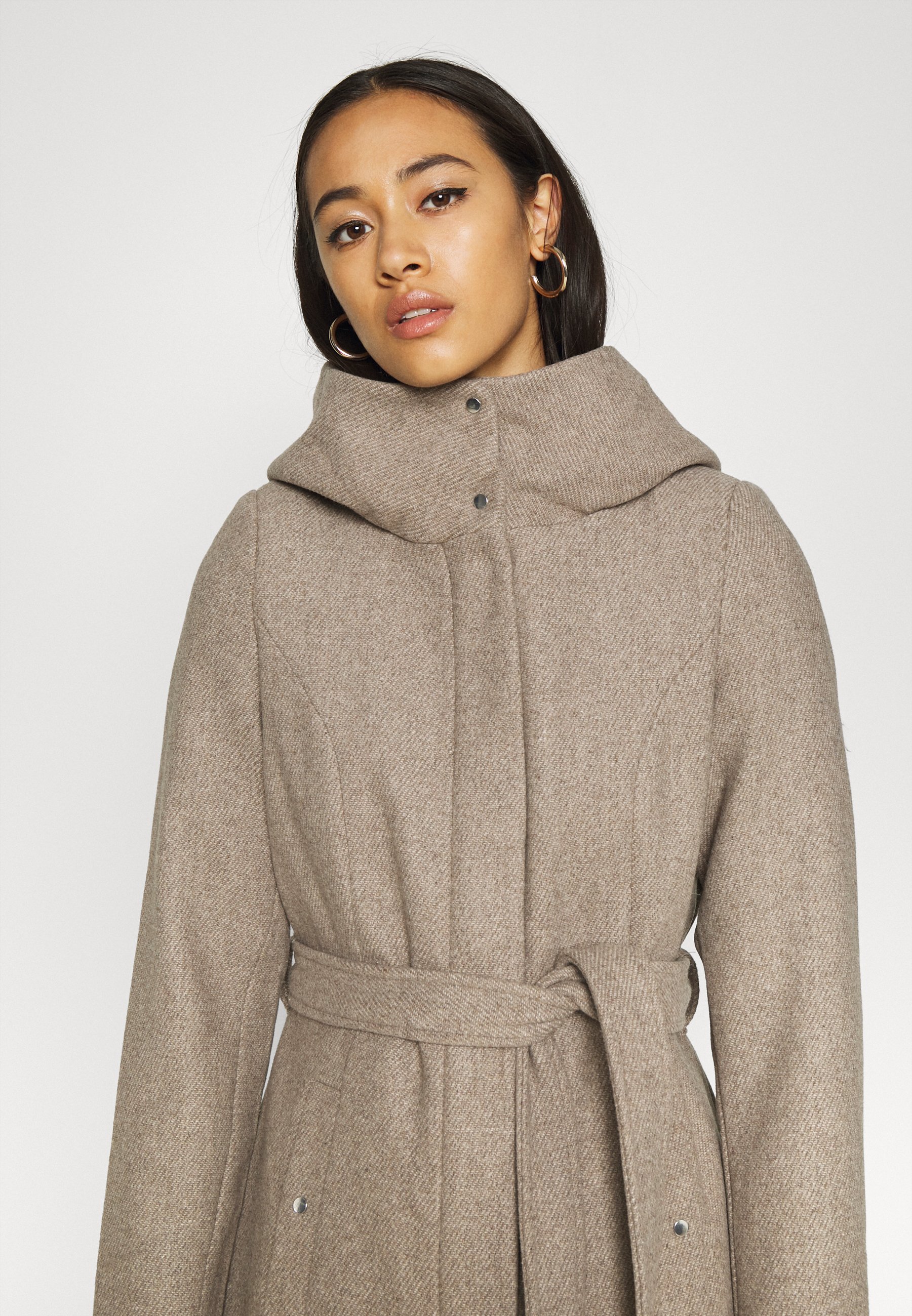 Vero Moda VMCLASSLIVA JACKET Kort kappa rock sepia Kappor och jackor för kvinnor i plus size | VERO MODA