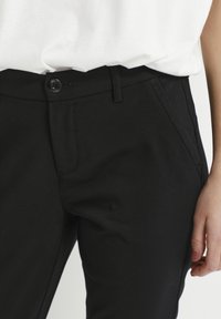 Culture CUALPHA - Hlače chino - black