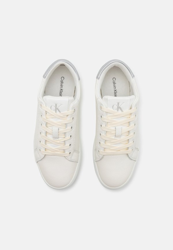 CLASSIC CUPSOLE LOW - Trainers3