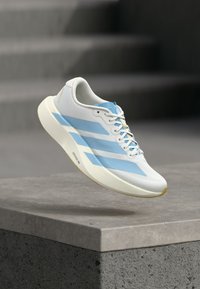 Non sélectionné, footwear white/clear blue/matte gold-coloured