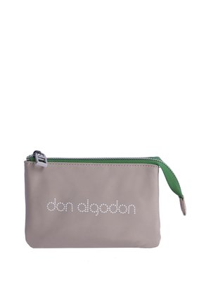 Pequeño estuche gris con cremallera verde y correa para la muñeca, con el logo "don algodon" en texto blanco punteado en el frente.