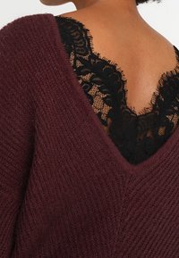 Vero Moda Sweter