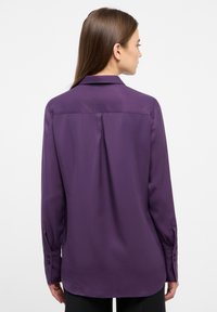 Eterna VISCOSE SHIRT - REGULAR FIT - Button-down blouse - plum
