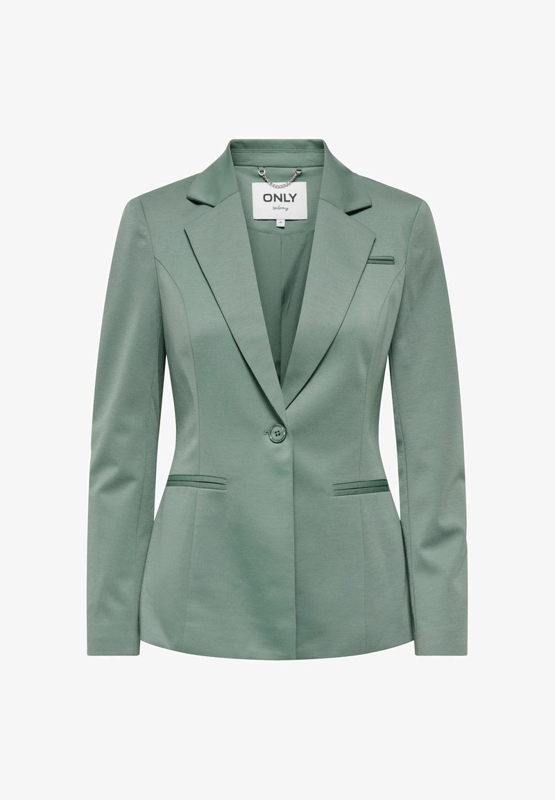 Blazer vert sur mesure avec revers crantés, fermeture à un bouton, deux poches avant et design minimaliste. Tissu lisse et texturé.