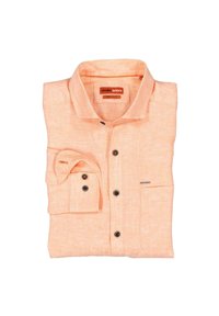 Helles orange, kurzärmliges Hemd, gefaltet mit einem Button-Down-Kragen. Es verfügt über schwarze Knöpfe, eine Brusttasche und ein Logo am Saum.