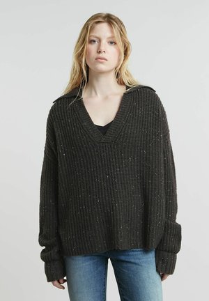 HEAVY KNITTED LOOSE POLO - Trui - shadow melange