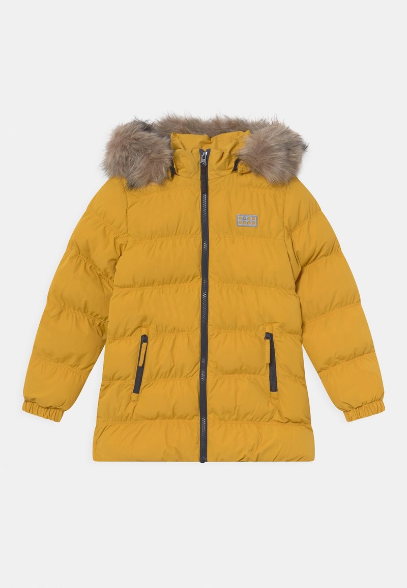 Gelbe Pufferjacke mit einer Kapuze aus Kunstfell, Reißverschluss, elastischen Bündchen und zwei Seitentaschen mit kontrastierenden blauen Reißverschlüssen.