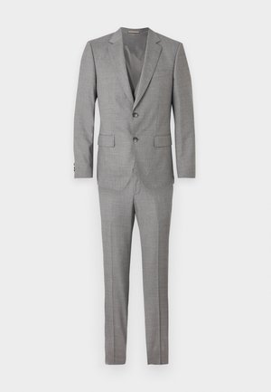 Completo grigio in due pezzi realizzato in tessuto texturizzato. Presenta una giacca monopetto con rever a contrasto e pantaloni con frontale piatto.