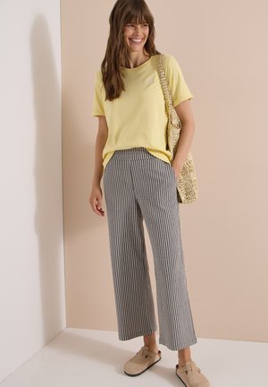 Cecil, WIDE-LEG PANTS IN SEERSUCKER QUALITY - Housut - brown cacao