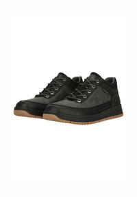 Schwarze Sneaker mit einem Obermaterial aus glattem Leder und Stoff, runder Zehenpartie, grauen Schnürsenkeln, gepolstertem Schaft und Gummisohle mit strukturiertem Grip.