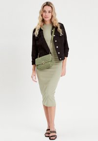 Cache Cache Robe fourreau - vert kaki