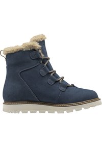 Botín de ante azul marino con cuello de pelo sintético, diseño de cordones y suela de goma blanca con un tread texturizado para agarre.