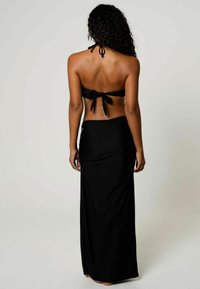 Moda Minx STARFISH SIDE SLIT LONG  - Ranta-asusteet - black