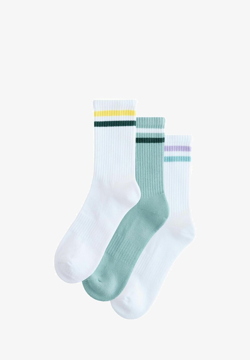 Trois paires de chaussettes en vert menthe et blanc. Une paire présente des rayures jaunes et vertes ; les autres ont des accents turquoise et violets.
