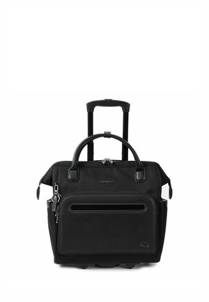 Sac de voyage noir à roulettes avec doubles poignées, poche avant zippée, poches latérales et poignée rétractable déployée sur fond blanc.