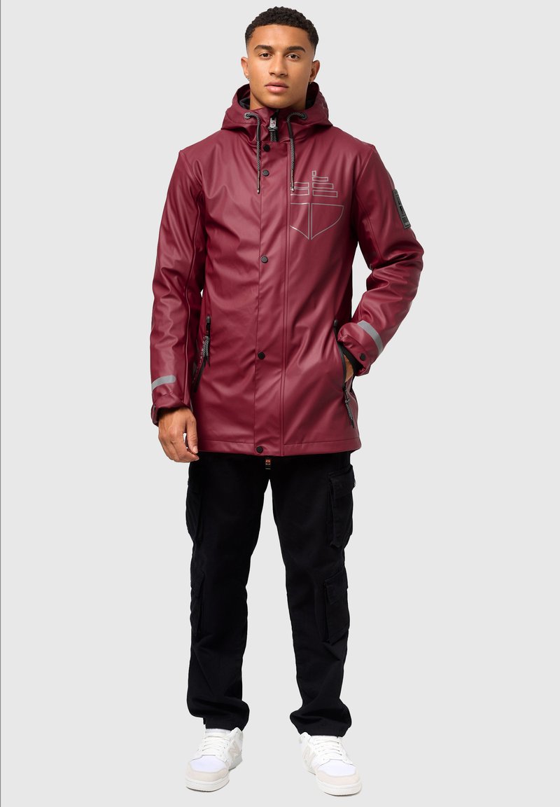 Pulls et cardigans rouges pour homme