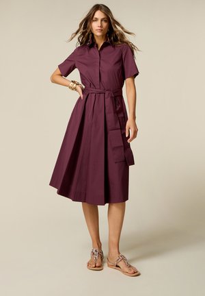 Oltre, VESTITO CHEMISIER - Blousejurk - bordeaux