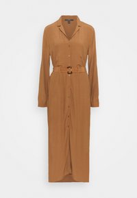 Brun skjortklänning med långa ärmar, ett figursytt midjebälte med en rektangulär spänne och en midilängd på kjolen. Mjuk textur.