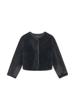 Schwarze, gefütterte, cropped Jacke aus Kunstfell mit rundem Halsausschnitt, langen Ärmeln, vorderem Knopfverschluss und schwarzem Besatz entlang der Kanten. Glatte Textur.